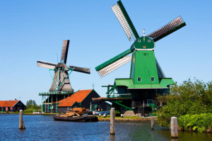 amsterdam-super-saver-zaanse-schans-windmills-delft-and-the-hague-day-in-amsterdam-115705